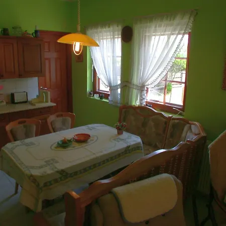 In Balaton 26641 Apartman *